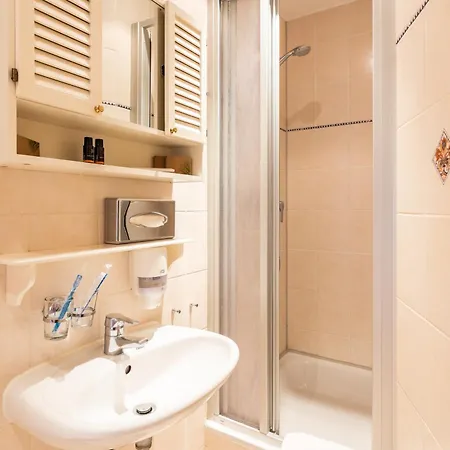 فندق Strandhotel Moewe هيرينجسدورف