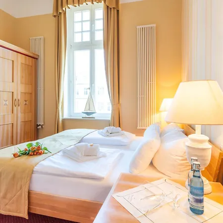 Hotel Strandhotel Moewe 3*