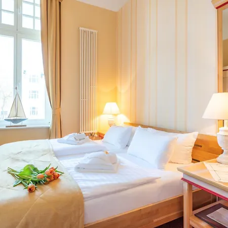 Strandhotel Moewe Отель 3*