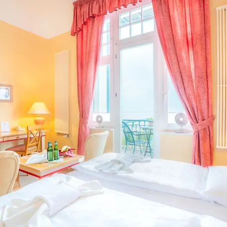 Ξενοδοχείο Strandhotel Moewe 3*