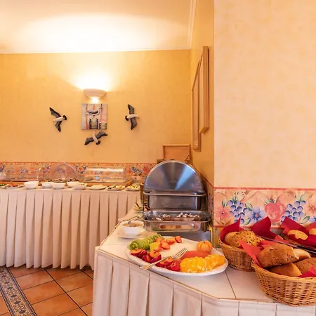 فندق Strandhotel Moewe هيرينجسدورف