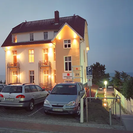 Strandhotel Moewe Hotel 3*