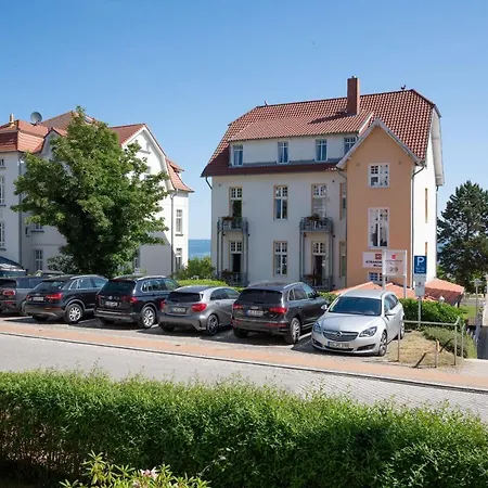 Отель Strandhotel Moewe