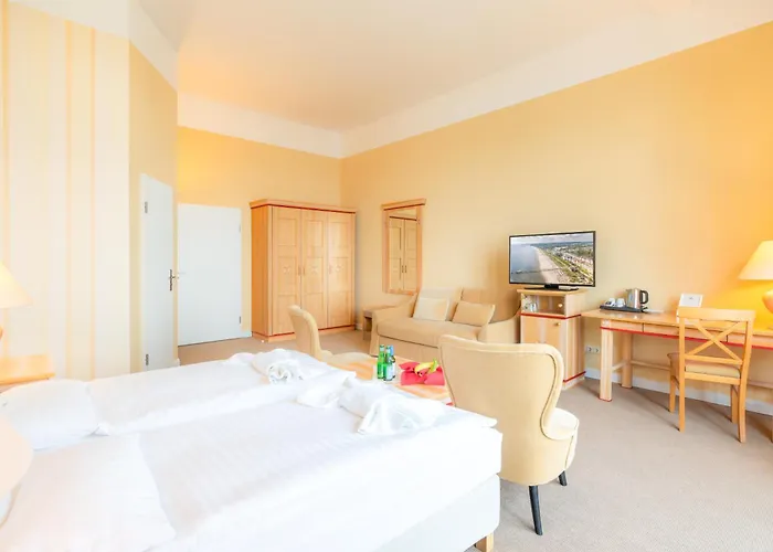 Strandhotel Moewe Hotel