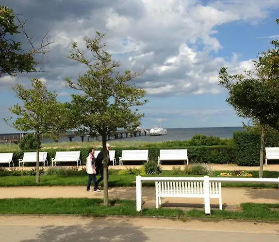 Strandhotel Moewe 3*