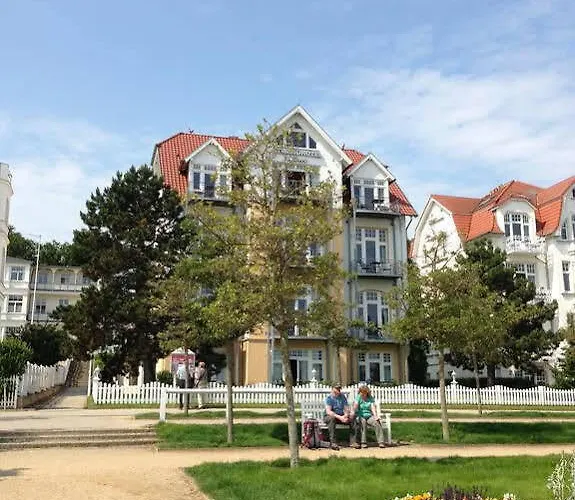 Strandhotel Moewe 3*